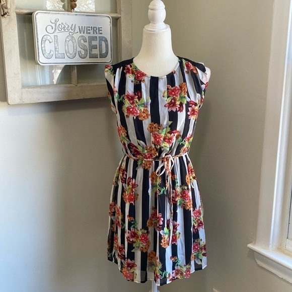 Tulle Dresses & Skirts - TULLE Floral Stripes Chiffon Tie Waist Dress Black White Red Green Orange